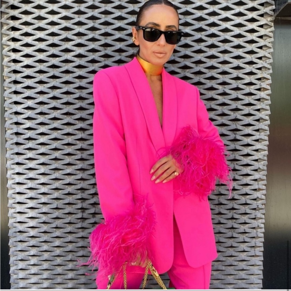 LAST FEW 🫶🏼 ZARA NWT BLOGGERS FAV PINK FEATHER BLAZER - Picture 16 of 16